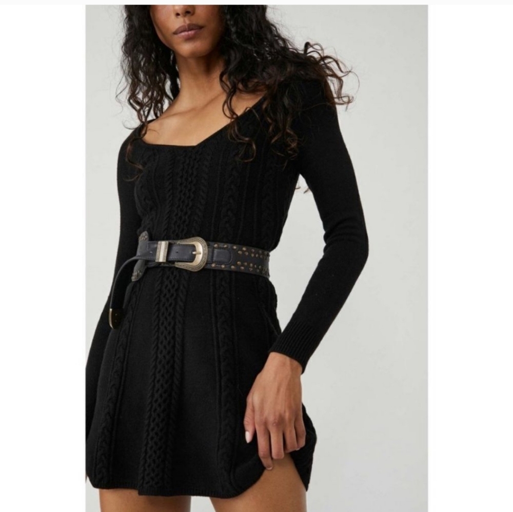 Elegant Black Knit Dress